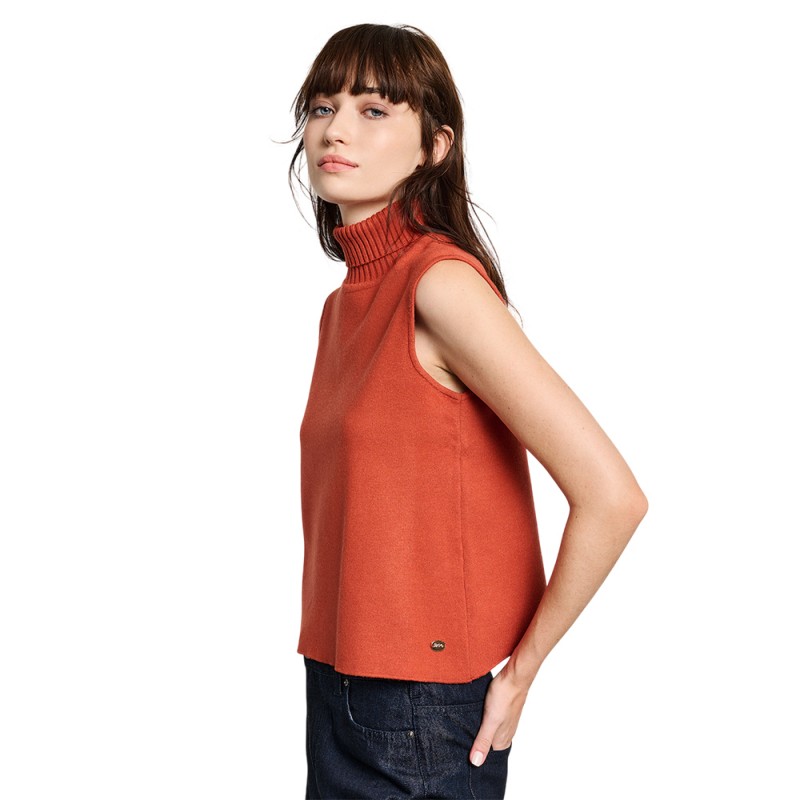 Staff Jeans Yasmine Sleeveless Knit (63-207.054 N0086)