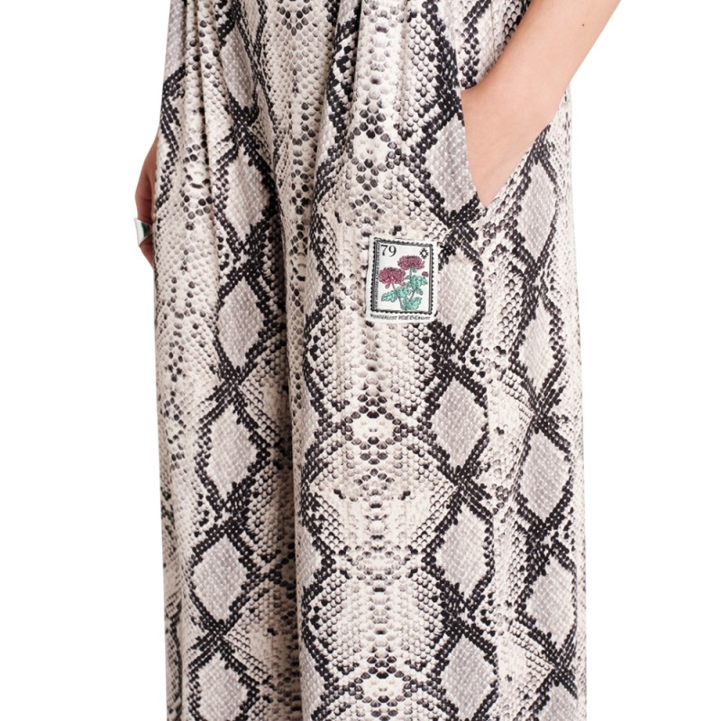 Peace and Chaos SERPENTINE PANTS (S26503A TYPOS)