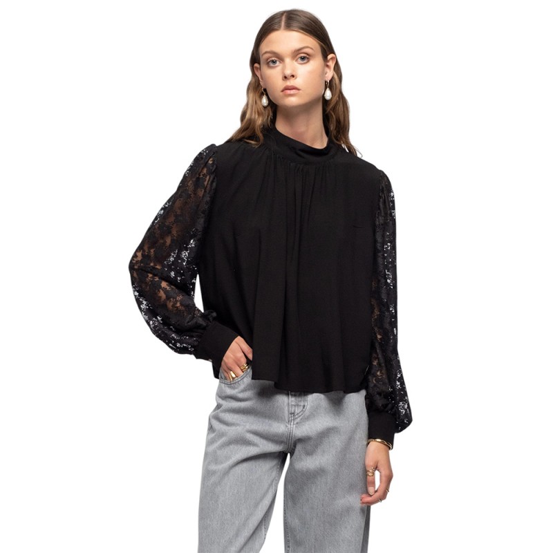 Peace and Chaos POETRY TOP (W25220 BLACK)